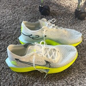Vapor fly 3 brand new!!!!! Nike White and Neon Green Running Shoes